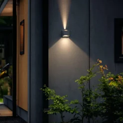 Alix vegglampe opp/ned utendørs IP44 4,3W 2700 Kelvin