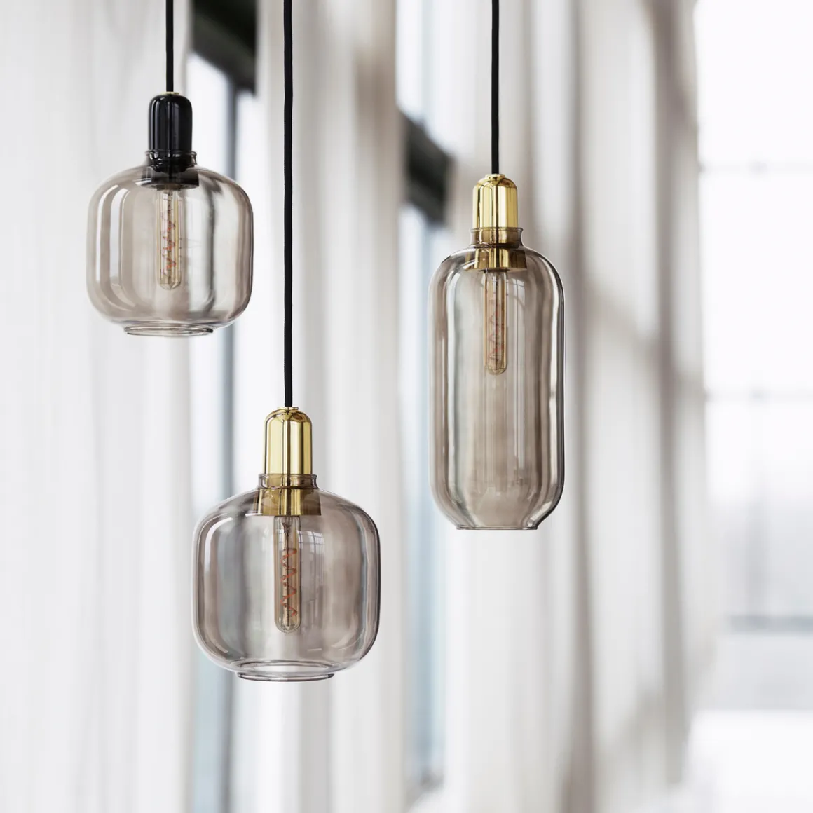 Amp pendel L - Røyk/Messing