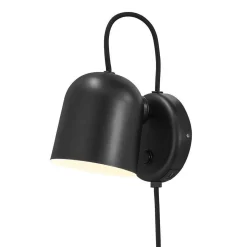 Angle vegglampe med USB - Svart