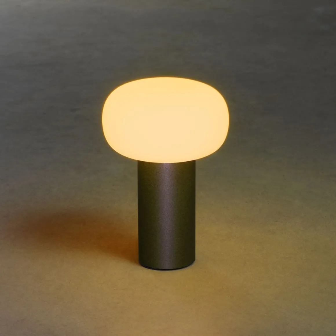 Antibes oppladbar bordlampe 2700/3000/4000K og RGB IP54 Dimbar - Antrasitt grå