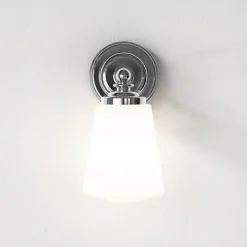 Anton vegglampe for baderom IP44