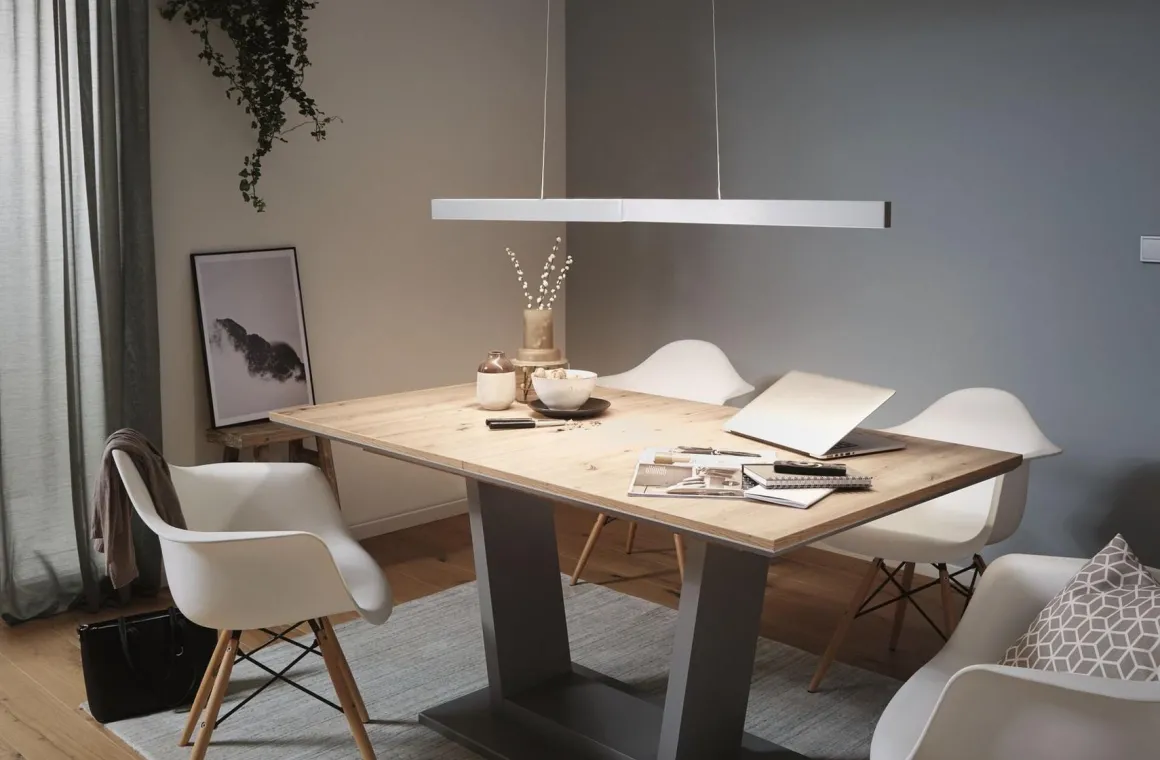 Aptare takpendel uttrekkbar 16,5W 2700 Kelvin