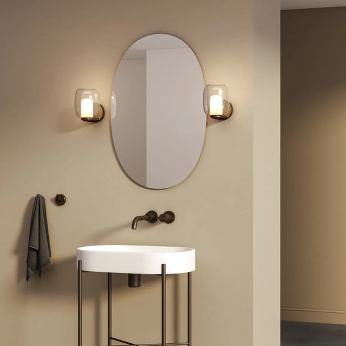 Aquina vegglampe opp eller ned IP44 G9