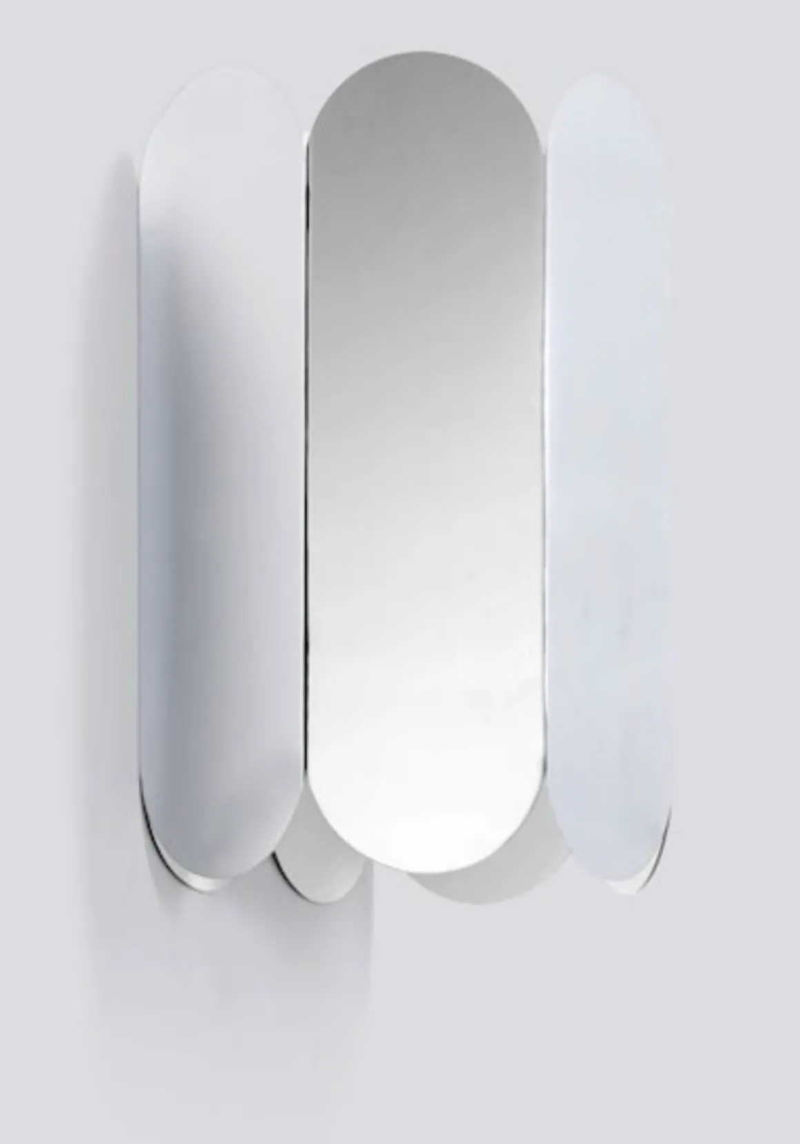 Arcs vegglampe uten ledning - krom