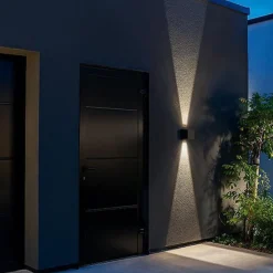 Artes vegglampe utendørs IP65 2700K dimbar