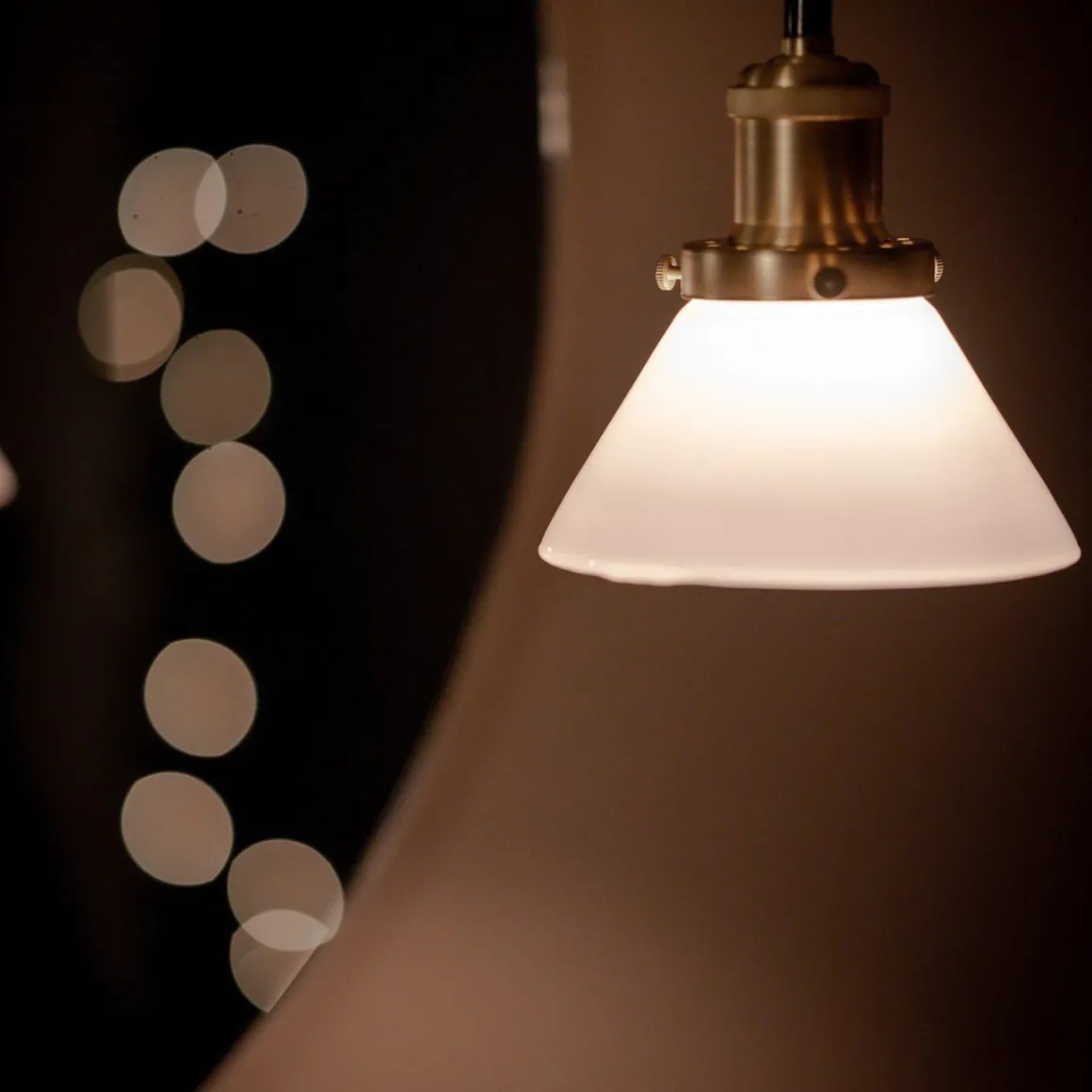 August Takpendel 15 - Messing/Hvit