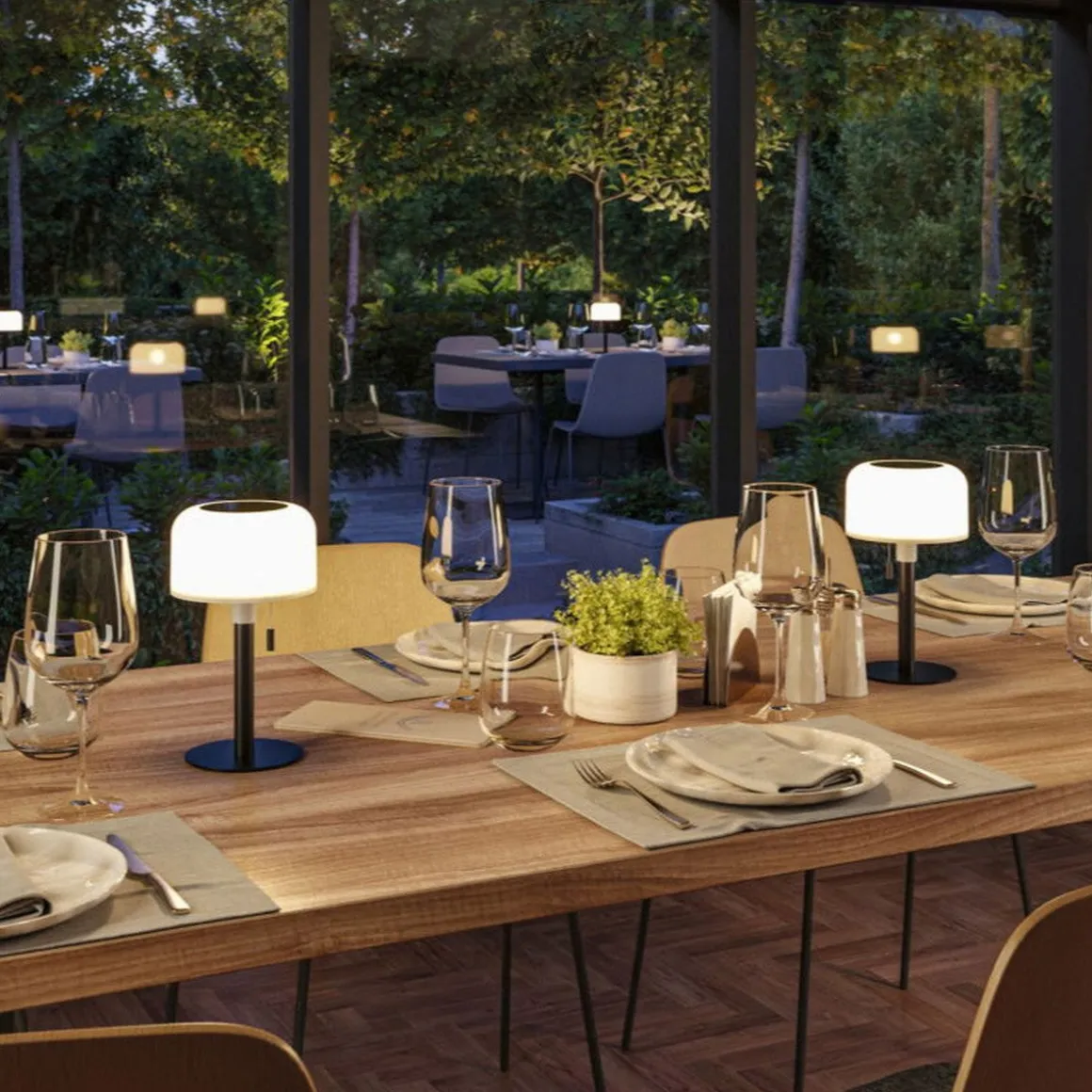 Bartja bordlampe oppladbar via USB eller solcelle 2700 Kelvin IP44