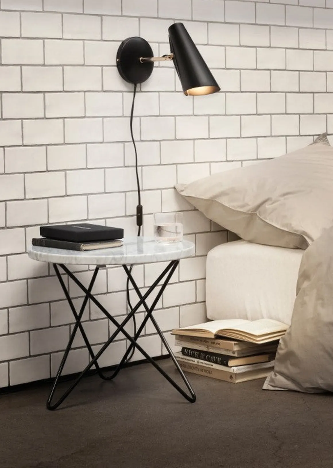 Birdy vegglampe kort