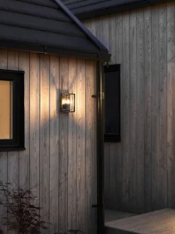 Brindisi mini vegglampe utendørs IP54 E27 - Svart