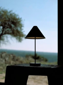 Brolly bærbar bordlampe - Svart