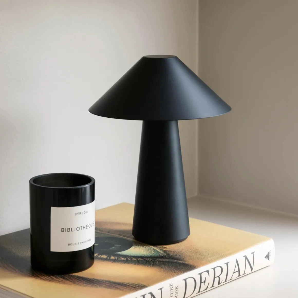 Cannes oppladbar bordlampe