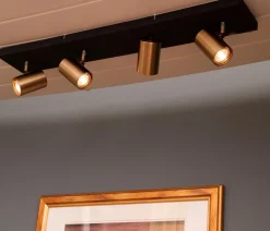 Cuba spotrekke med 4 lys - Svart/Messing