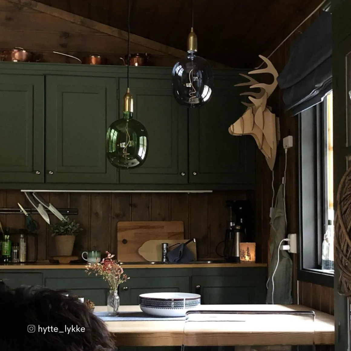 Dekorpære grønn 4W dimbar - 175 mm