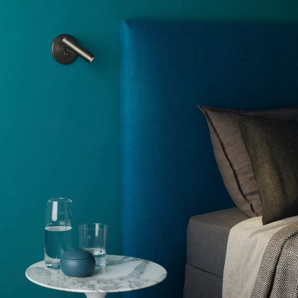 Enna innfelt vegglampe