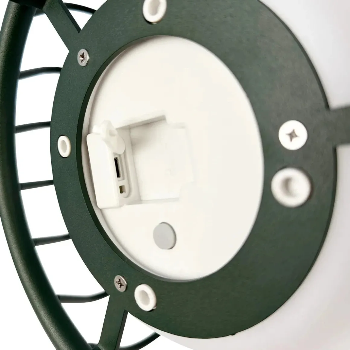 Evesham utendørs lanterne oppladbar medium