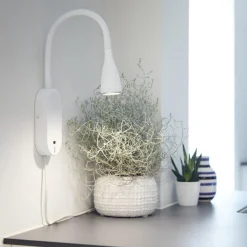 Eye vegglampe 5 watt dimbar m/ USB - Hvit