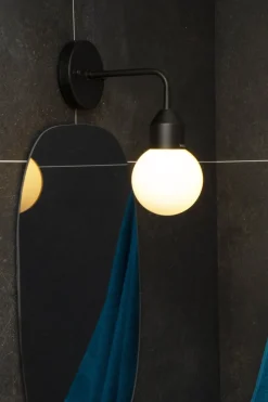 Florens vegglampe IP44