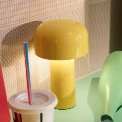 Flos Bellhop oppladbar bordlampe