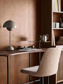 Flowerpot VP3 bordlampe