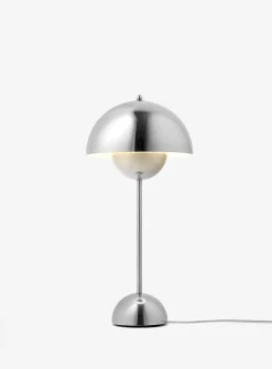 Flowerpot VP3 bordlampe