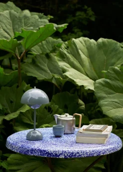 Flowerpot VP9 bærbar bordlampe