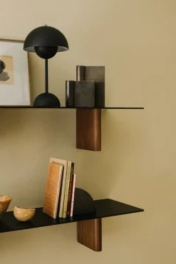 Flowerpot VP9 bærbar bordlampe