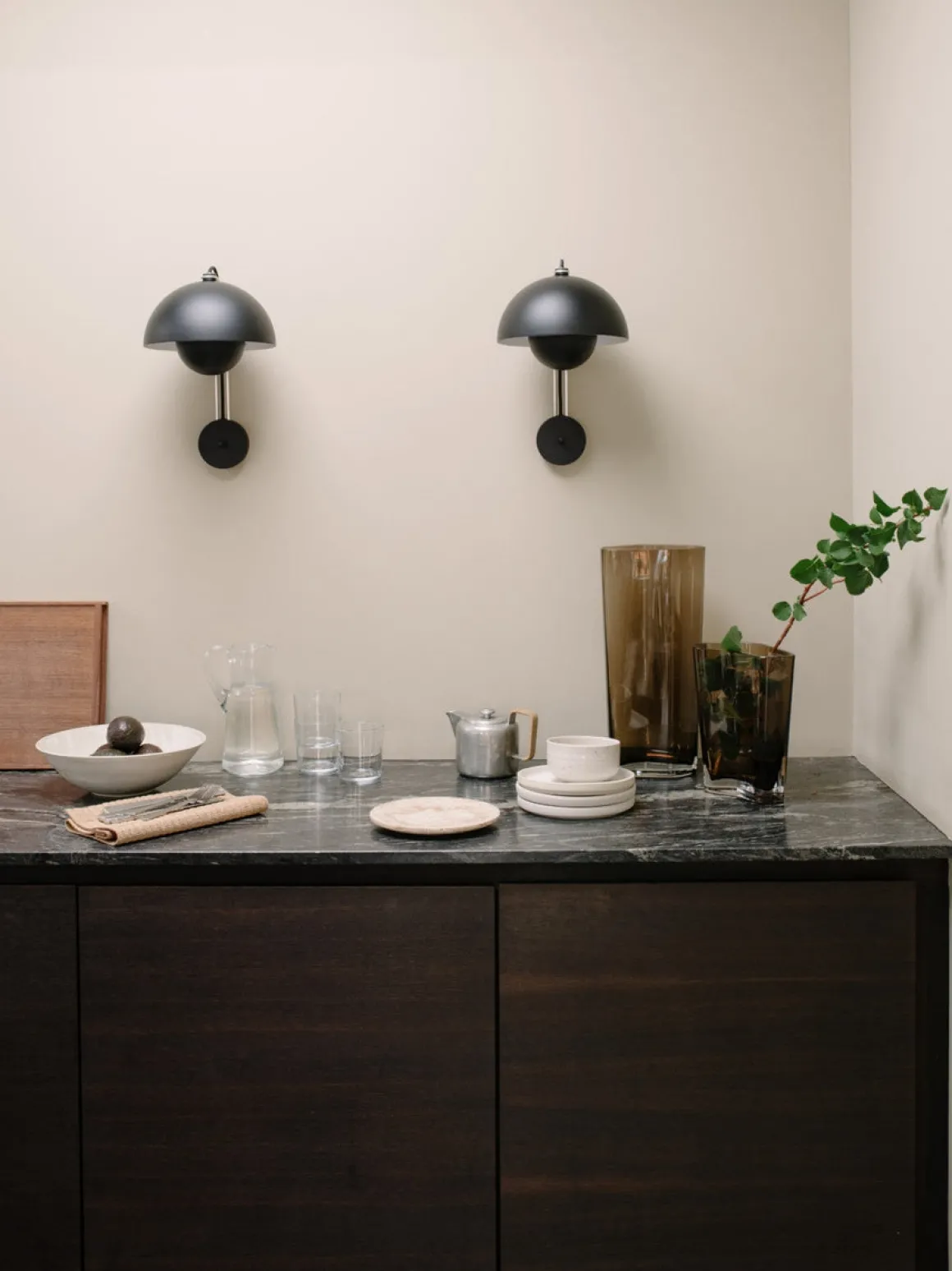 Flowerpot VP8 vegglampe