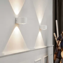 Frey vegglampe IP65 2x6W 2700K - Hvit