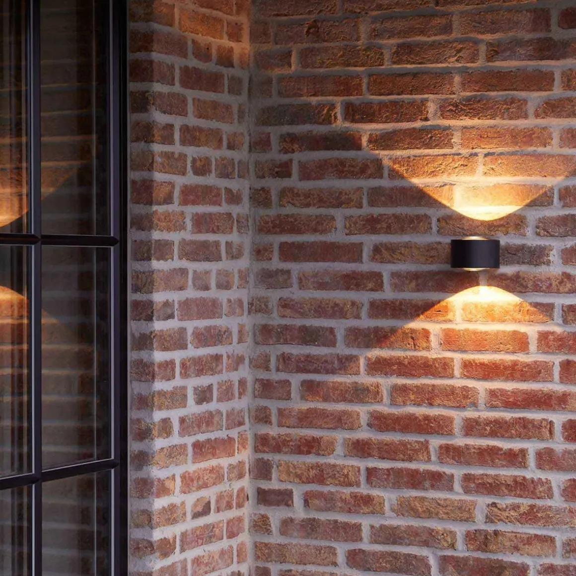 Frey vegglampe IP65 2x6W 2700K - Svart