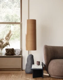 Hebe Gulvlampe Mørk grå/Curry