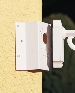 Hjørnefeste konstsmide - Hvit