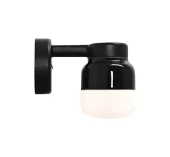 Ifø Ohm 100/150 vegglampe IP44