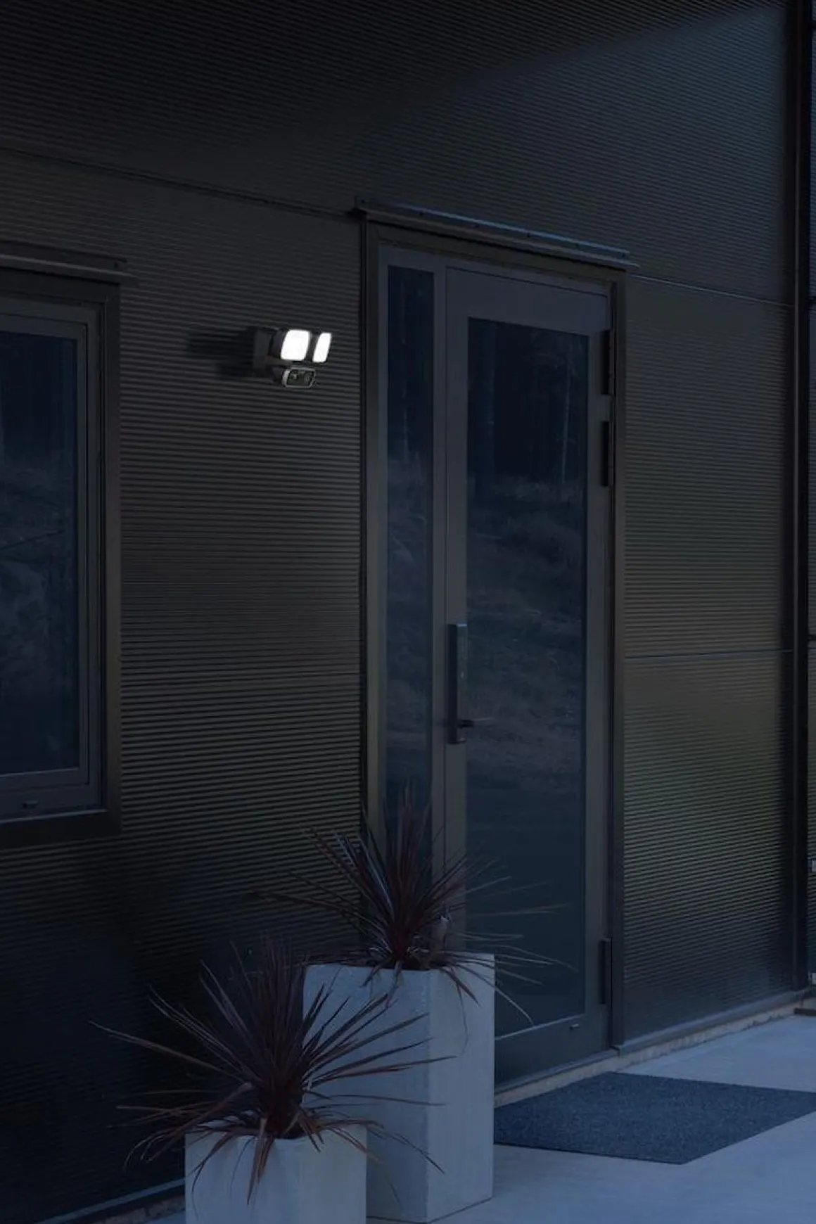 Konstsmide Smartlight 24W kamera med Wifi - Svart