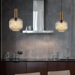 Lantern takpendel - Messing/Amberfarget glass