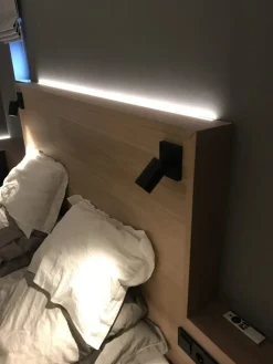 Levi takspot 6W 2700K dimbar - Svart