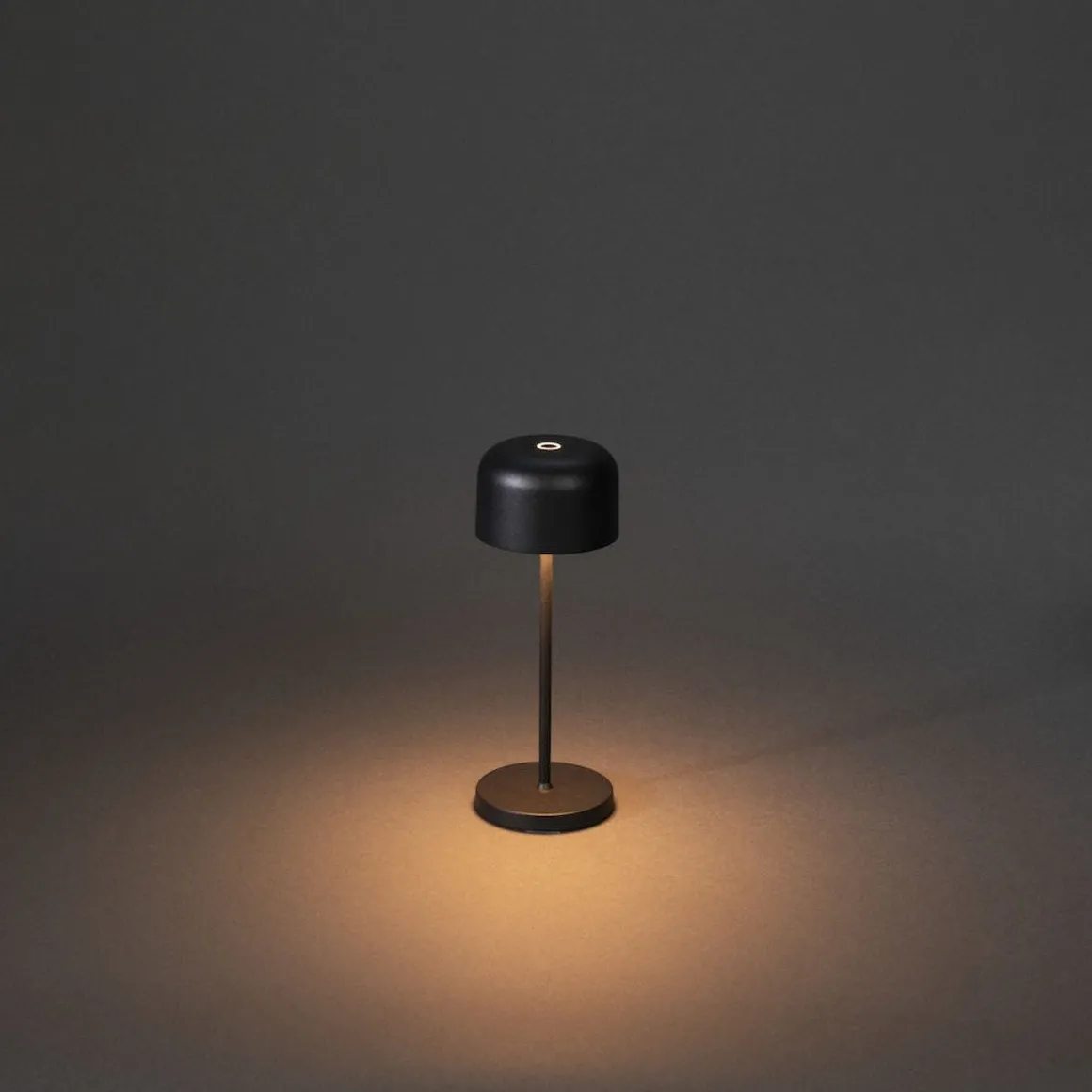 Lille mini bordlampe oppladbar utendørs IP54