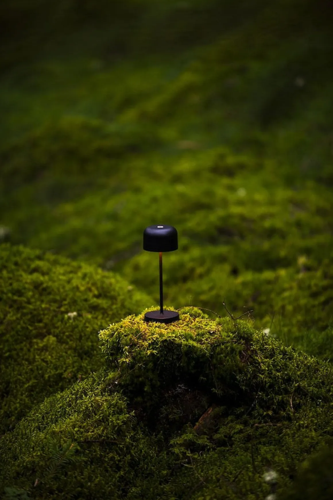 Lille mini bordlampe oppladbar utendørs IP54