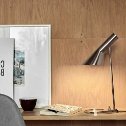 Louis Poulsen AJ bordlampe