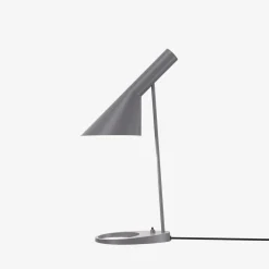 Louis Poulsen AJ bordlampe