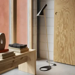 Louis Poulsen AJ gulvlampe