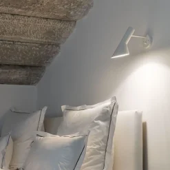 Louis Poulsen AJ Vegglampe