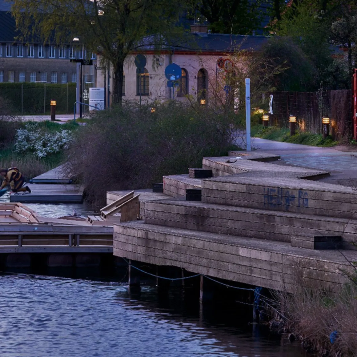 Louis Poulsen Bysted Pullert Mast F/Nedgraving - Corten