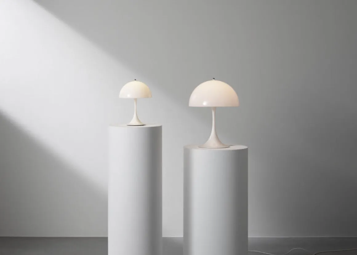 Louis Poulsen Panthella 250 Portable bordlampe