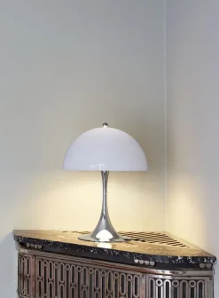 Louis Poulsen Panthella 320 bordlampe