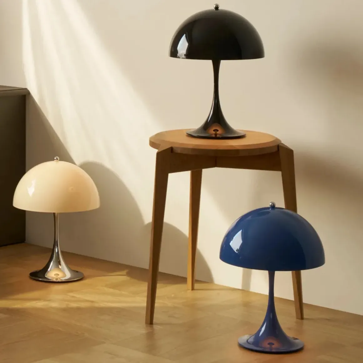 Louis Poulsen Panthella 250 V3 Portable bordlampe