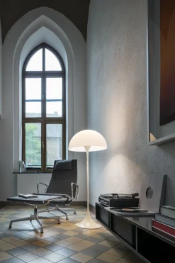 Louis Poulsen Panthella gulvlampe