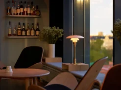 Louis Poulsen PH 3/2 bordlampe