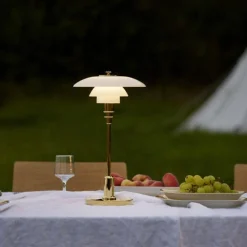 Louis Poulsen PH 2/1 Portable bordlampe