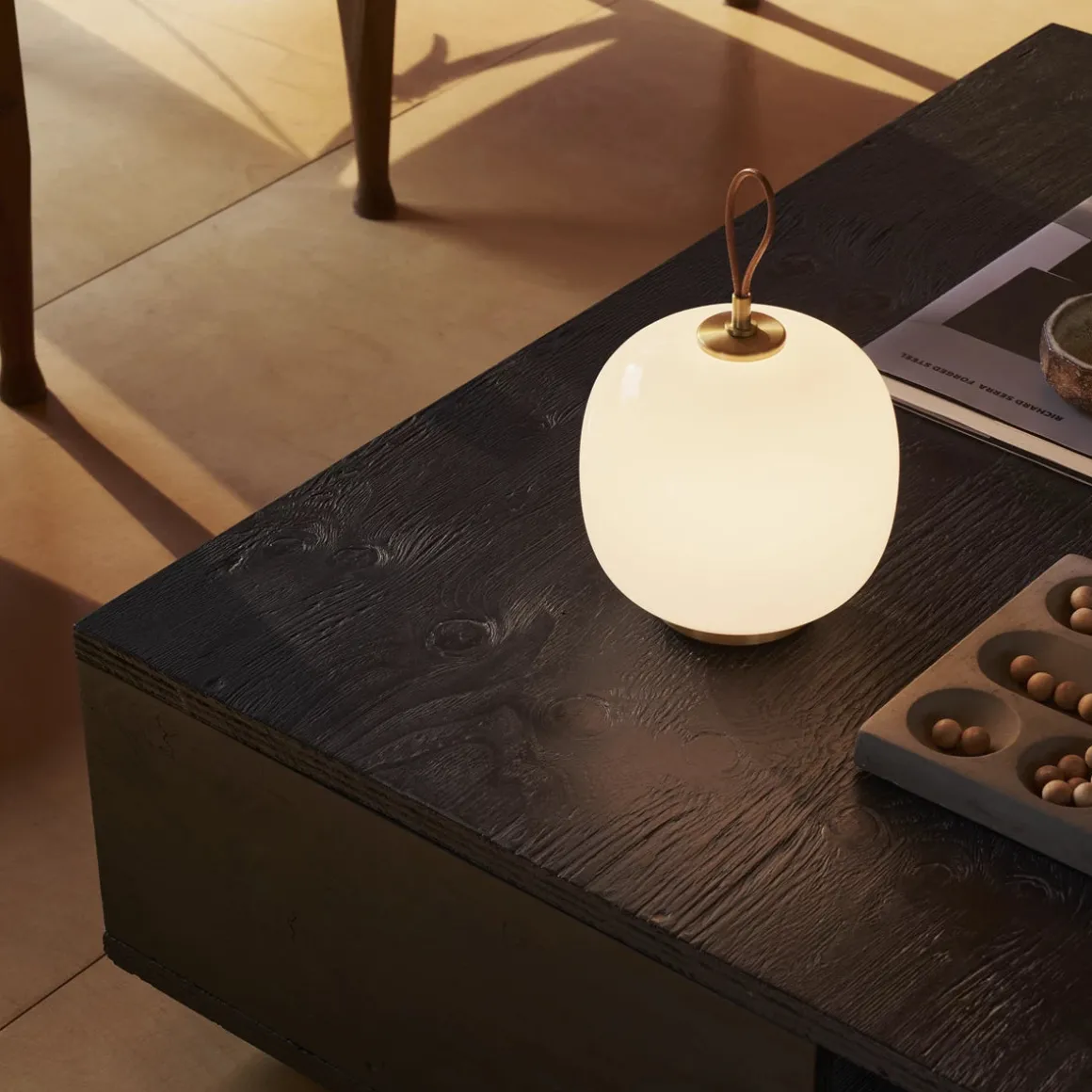 Louis Poulsen VL 45 Radiohus Portable Lampe