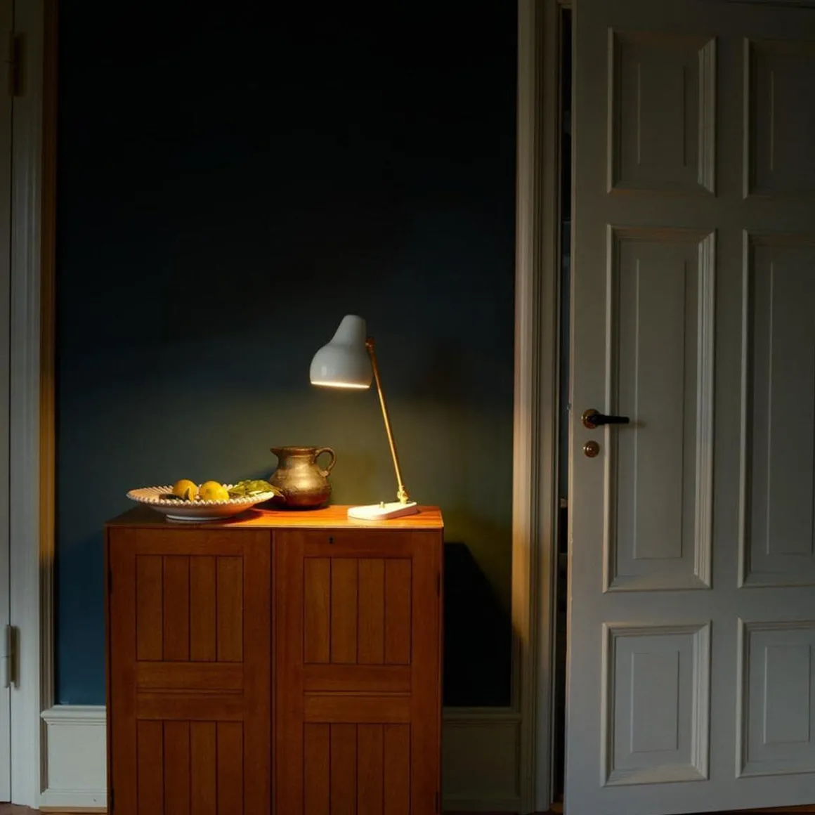 Louis Poulsen VL38 bordlampe